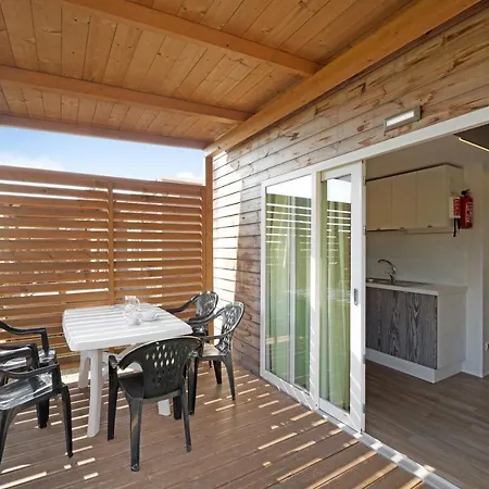 Mobile Alloro 165 Ferienhaus Pietra Ligure